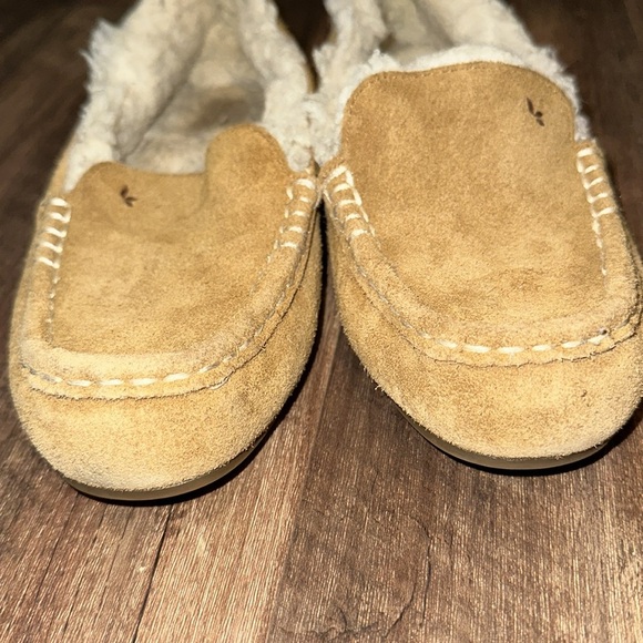 Koolaburra Suede Moccasins size 7 women’s - Picture 4 of 5